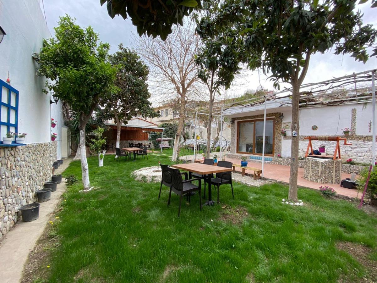 Duesseldorf Pansiyon Kusadasi Aydin Buitenkant foto